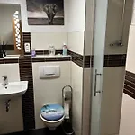 アパート 3 Mit 5 Zimmern Kueche 2 Baeder *