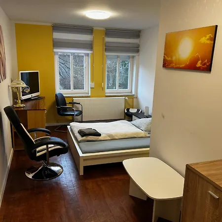 3 Mit 5 Zimmern Kueche 2 Baeder Apartment