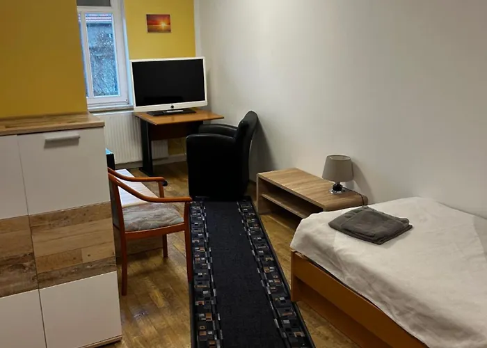 3 Mit 5 Zimmern Kueche 2 Baeder Apartment *