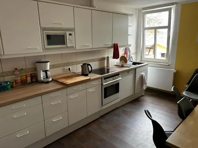 3 Mit 5 Zimmern Kueche 2 Baeder * Arnstadt